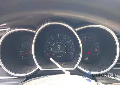 2015 Kia Optima Lx z USA, uszkodzony, nr VIN 5XXGM4A78FG476414